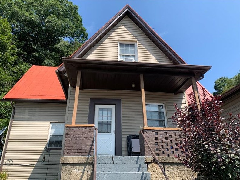 562 W Pike St, Canonsburg, PA 15317