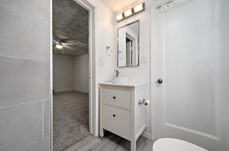 824 Herman Rd, Butler PA 16002-9143 exterior