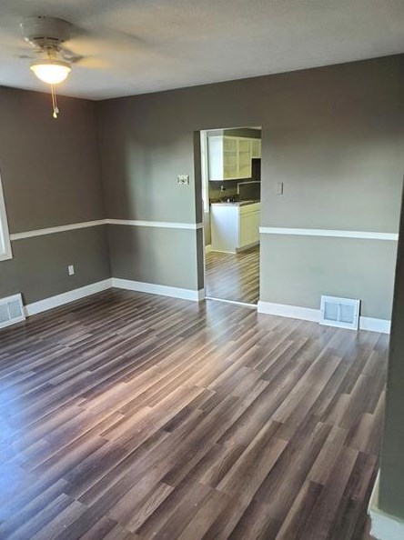 1098 Beaver Rd, Ambridge, PA 15003