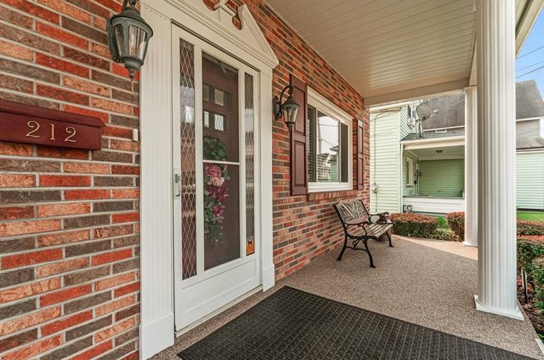 212 Meadow Ave, North Charleroi, PA 15022