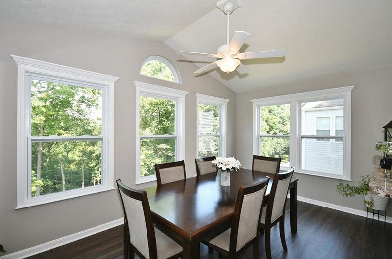 305 Everest Cir, Houston PA  15342 exterior