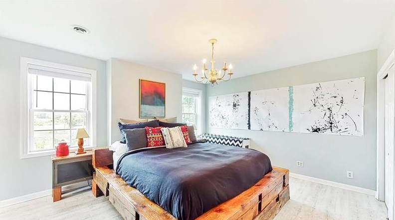 335 Old Hickory Rdg Rd, Washington PA 15301-8665 exterior