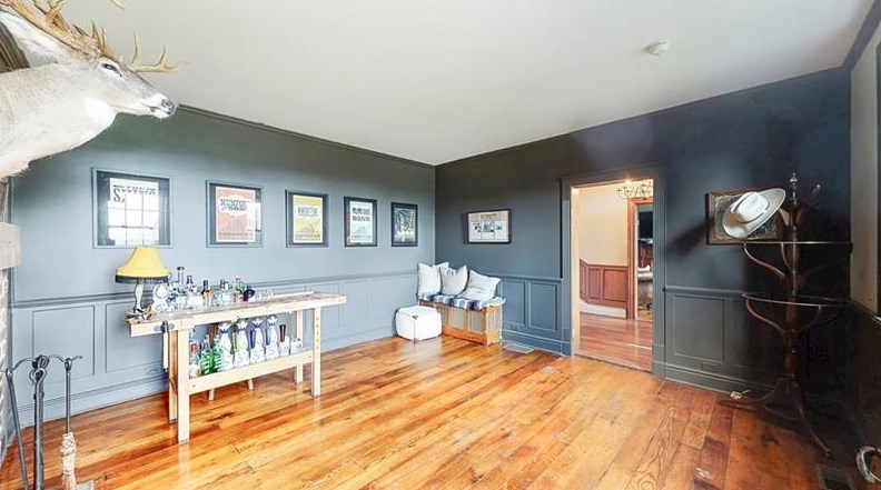 335 Old Hickory Rdg Rd, Washington PA 15301-8665 exterior