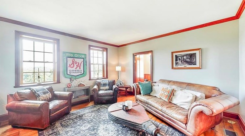 335 Old Hickory Rdg Rd, Washington PA 15301-8665 exterior