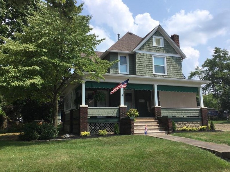 187 S Oakland Ave, Hermitage, PA 16146