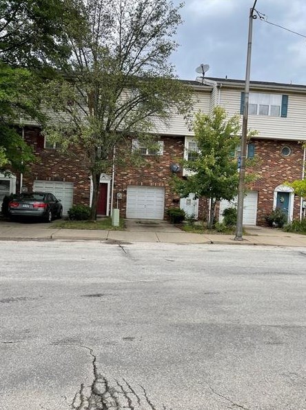 344 Station St, Wall, PA 15148