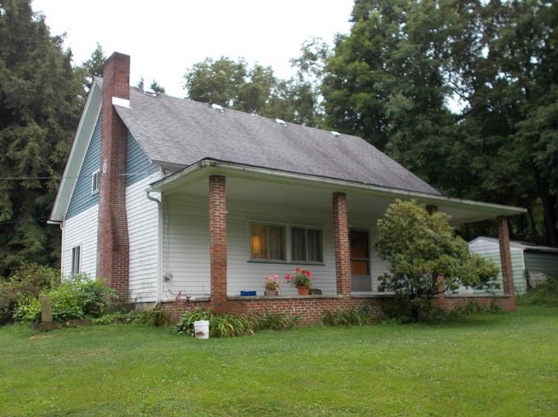 1311 W Sunbury Rd, West Sunbury, PA 16061