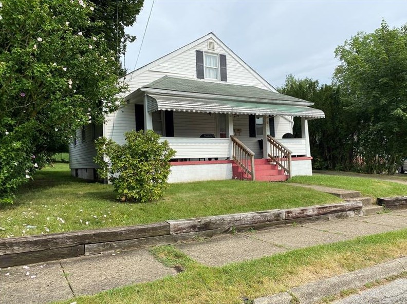 641 John St, New Castle, PA 16101
