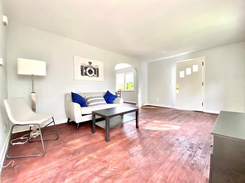 1415 Barbara Dr, Verona, PA 15147