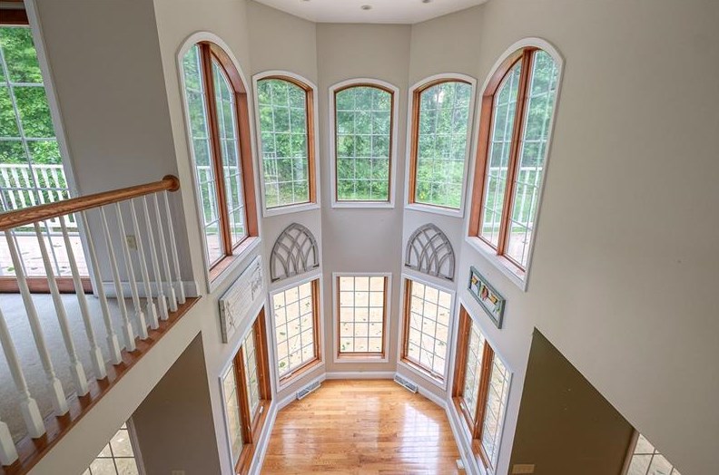 215 Buttercup Ln, Beaver Falls PA  15010-5150 exterior