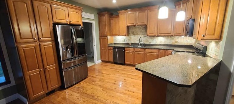 215 Buttercup Ln, Beaver Falls PA  15010-5150 exterior