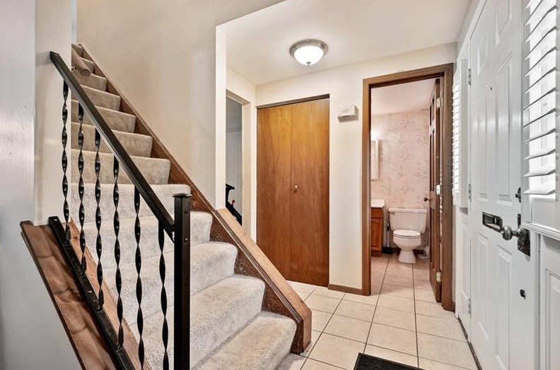 420 Franklin Heights Dr, Monroeville PA  15146-1036 exterior