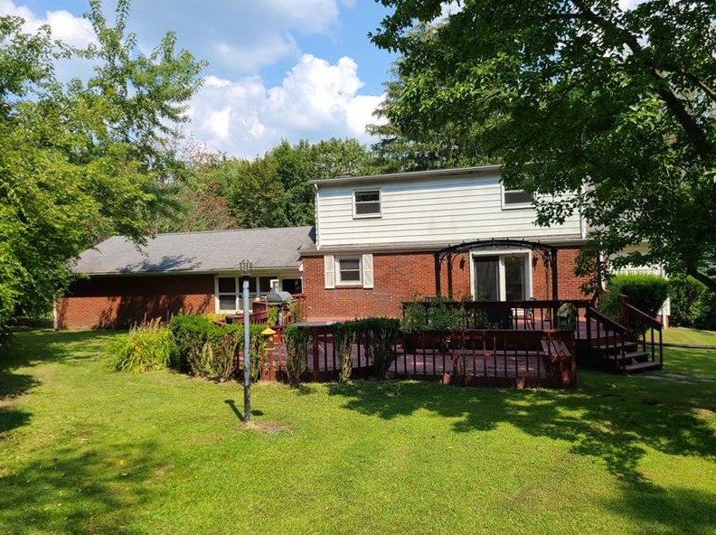 518 Smithfield St, New Castle, PA 16101