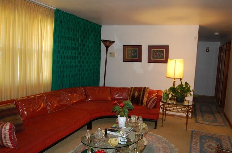 166 Harvest Dr, Verona, PA 15147