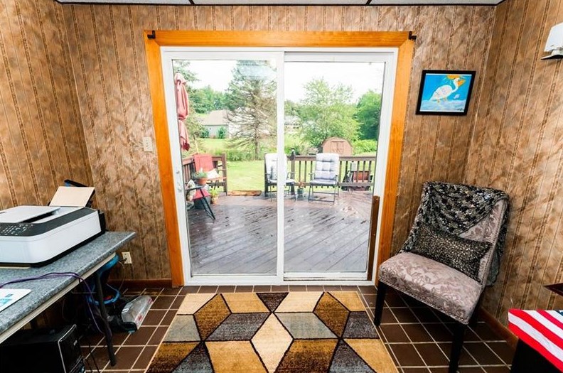 10 Valley Rd, Indiana PA  15701-3624 exterior