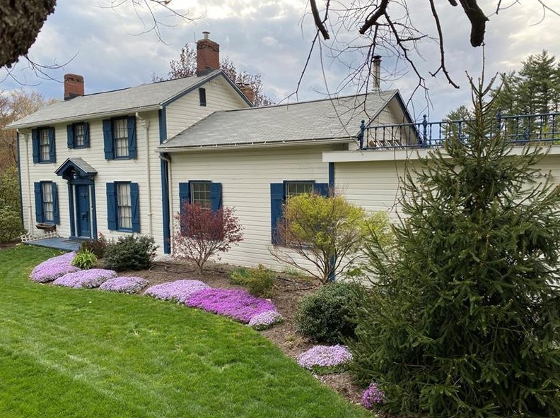 296 W Starz, Cheswick, PA 15024