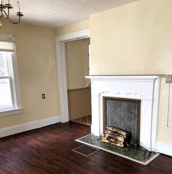 246 Franklin St, Washington, PA 15301-4346