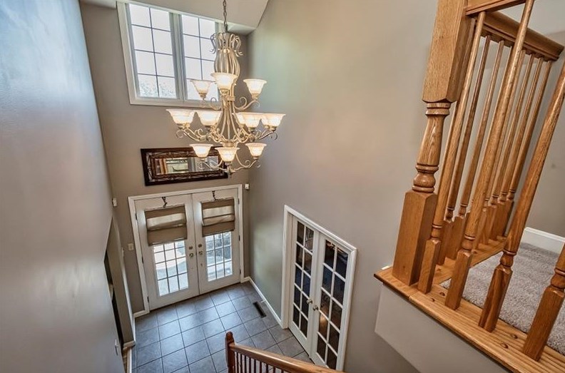 379 Martha Dr North, Canonsburg, PA 15317