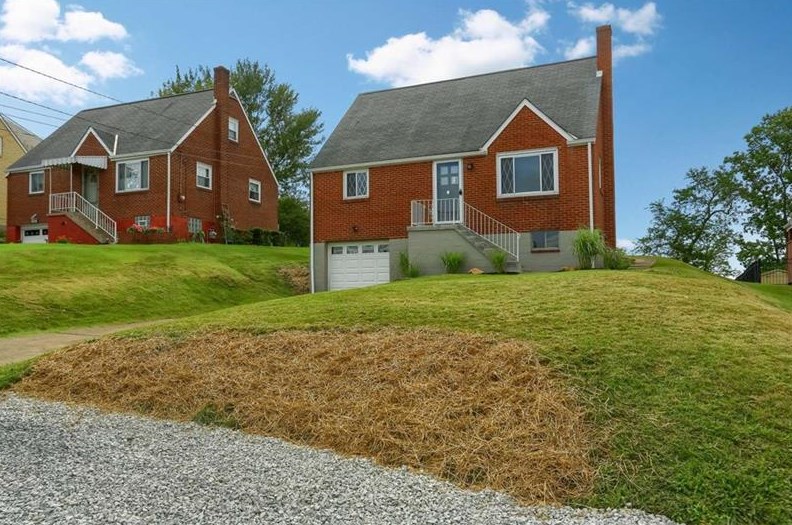 412 Gill Hall Rd, Jefferson Hills, PA 15025