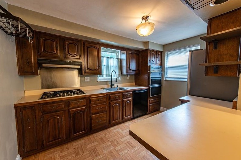 7163 Shannon Rd, Verona, PA 15147