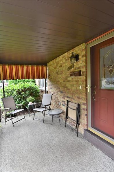 4362 Woodhill Dr, Whitaker, PA 15120