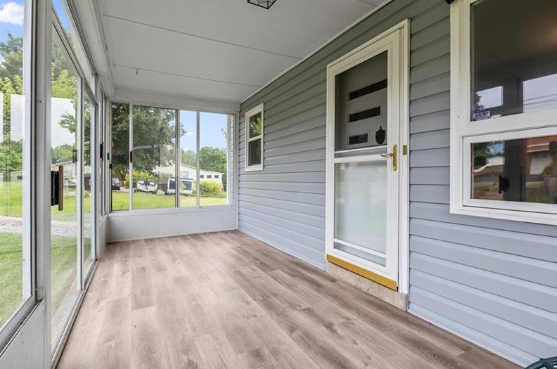 51 Poma St, Russellton, PA 15076