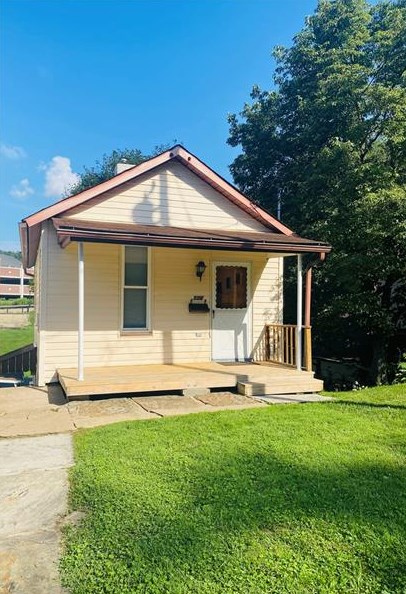 506 Green St, California, PA 15419