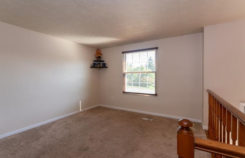 517 Walden Way, Imperial, PA 15126