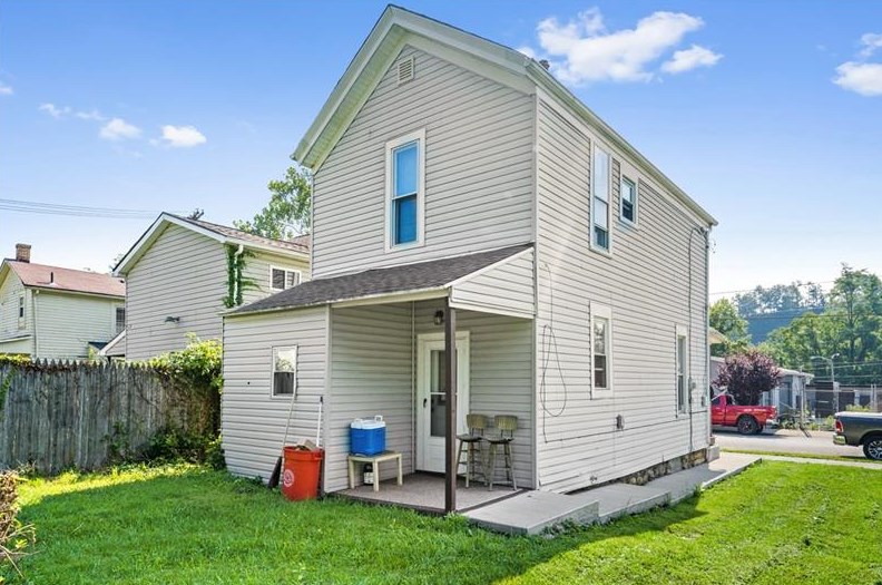 627 2nd Ave, Beaver Falls, PA 15010