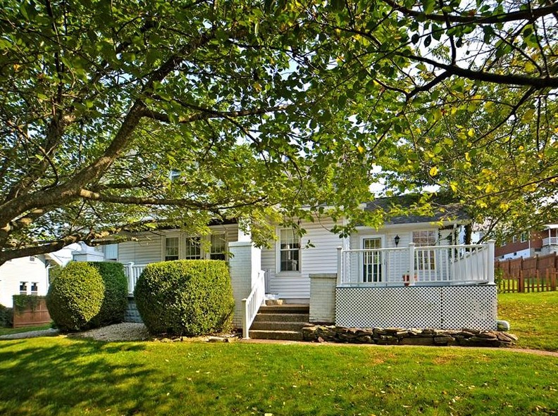 12741 Haywood Rd, Ardara, PA 15615-9705