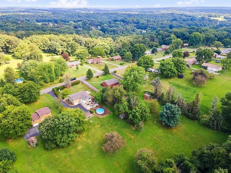 207 Haymont Dr, Gibsonia, PA 15044
