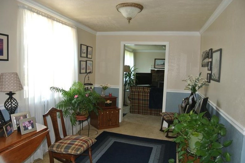 111 Murray Dr, Valencia, PA 16059-3729