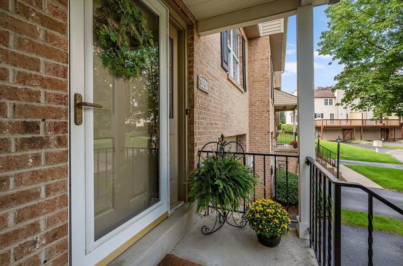 3050 Meadowbrook Ct, Gibsonia, PA 15044