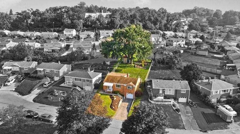 154 Mary Ann Dr, Pittsburgh, PA 15227