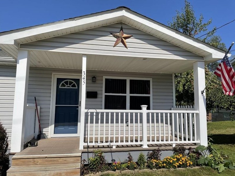 345 Glenn St, Washington, PA 15301-1923