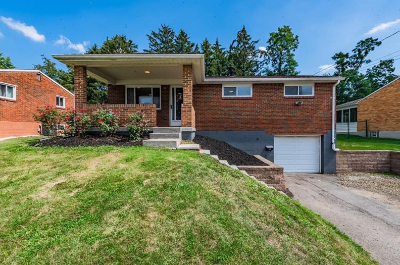 135 Anderson Rd, North Huntingdon, PA 15642