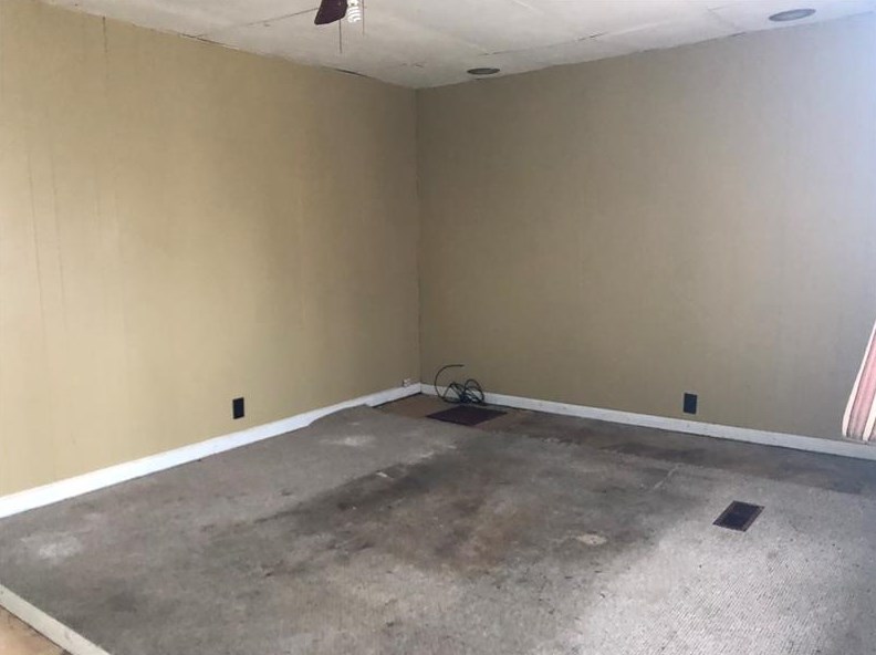 20 Locust St, Oliphant Furnace, PA 15401-3006