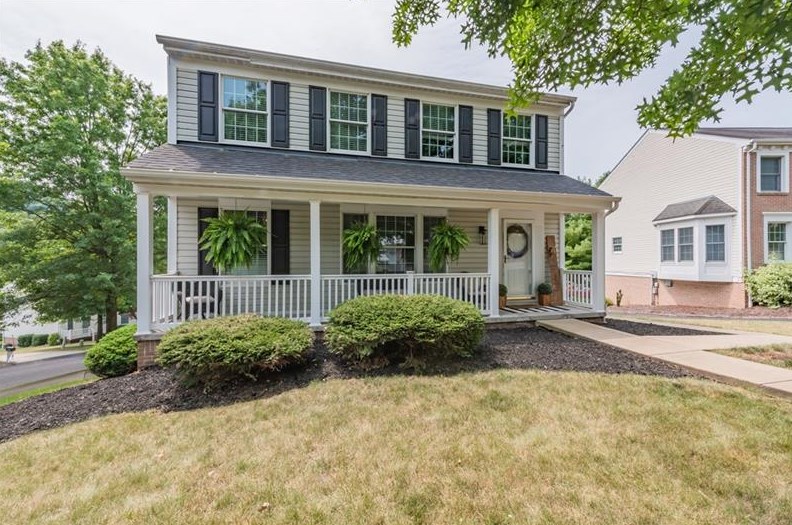 1112 Meadowbrook Dr, Canonsburg, PA 15317