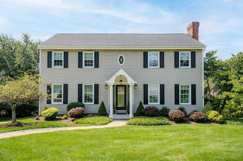 8197 Thompson Run Rd, Penn Hills, PA 15237