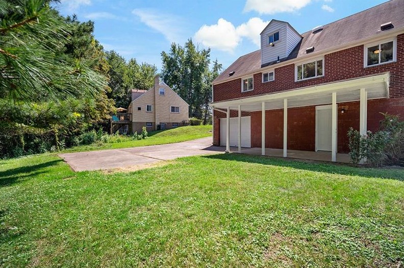 7816 Mark Dr, Verona, PA 15147
