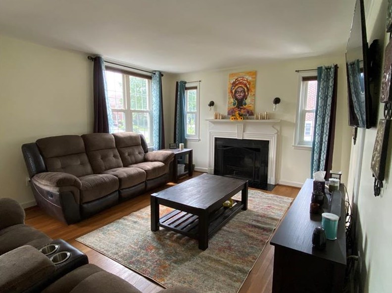 1008 Taylor St, North Versailles, PA 15137-2130