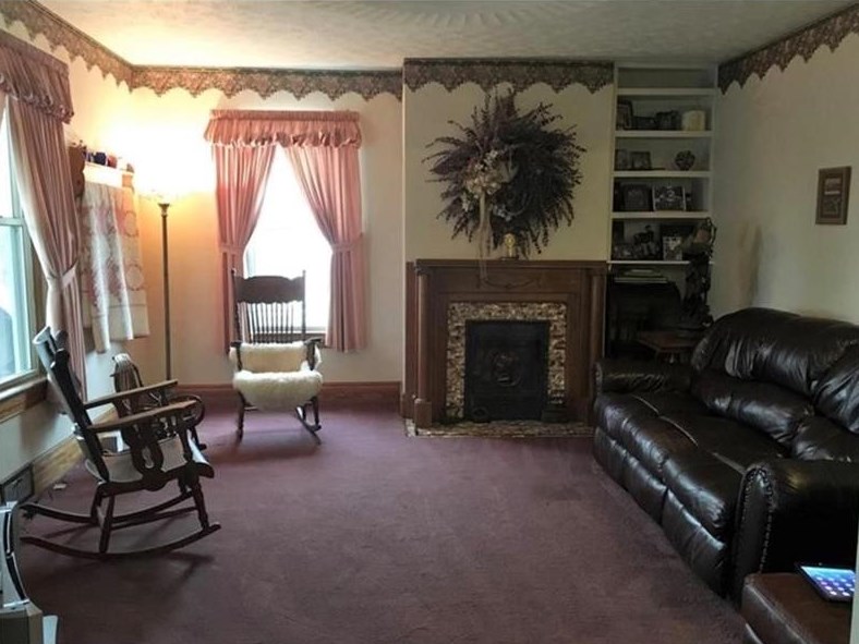 74 Highland Ave, West Alexander PA  15376-2207 exterior