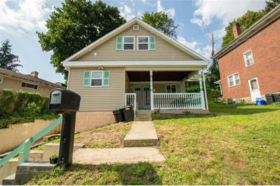 834 Center Ave - Photo 1