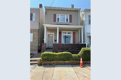 2434 Cobden - Photo 1