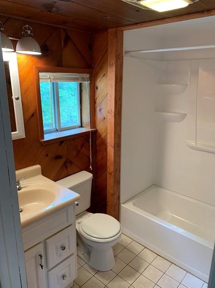 4104 State Route 136, Greensburg PA  15601-6410 exterior