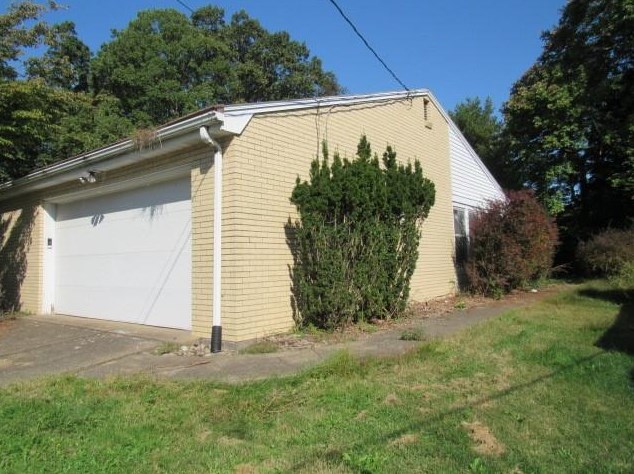7 Miller Dr, Blairsville, PA 15717-1520