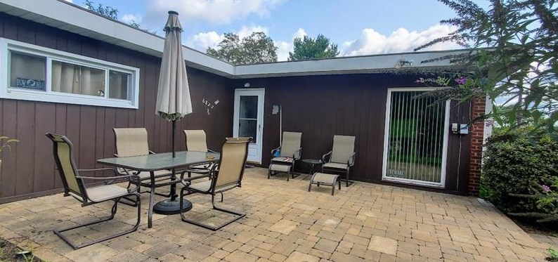 6822 Ridge Ave, Finleyville, PA 15332