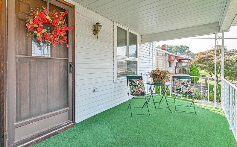 1007 Howard St, West Newton, PA 15089
