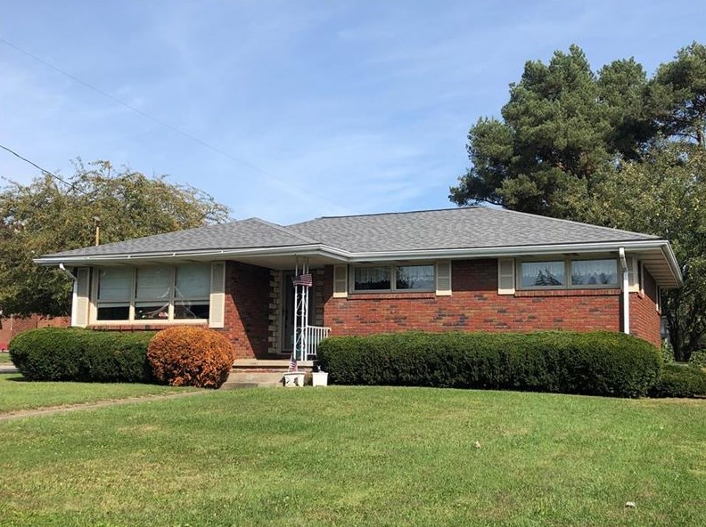 1501 Jackson Ave, New Castle, PA 16101-5181