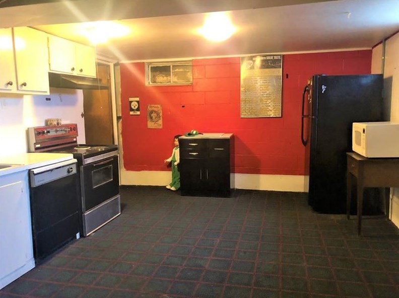 1501 Jackson Ave, New Castle PA 16101-5211 exterior